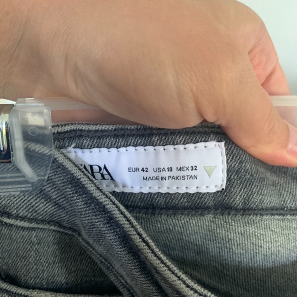 NWT Flared crop high waist jeans - Picture 4 of 4